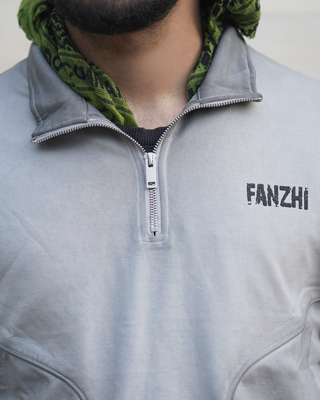 Quarter zipper Fanzhi sweatshirt